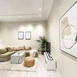Luxury In * אוסלו
